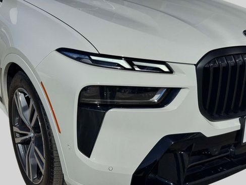 Certified 2026 BMW X7 xDrive40i w/ M Sport Package image 7