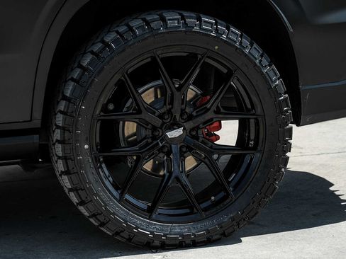 Used 2024 Cadillac Escalade V w/ LPO, ONYX Package AWD/4WD image 69