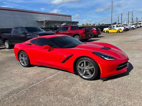 Used 2014 Chevrolet Corvette Stingray Coupe w/ 2LT Preferred Equipment Group RWD image 4