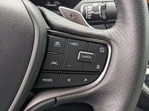 Used 2024 Lexus LS 500 F Sport AWD/4WD image 24