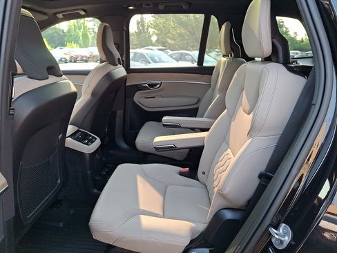 Used 2025 Volvo XC90 T8 Plus w/ Protection Package AWD/4WD image 10