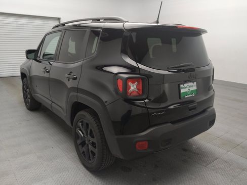 Used 2022 Jeep Renegade Altitude w/ Convenience Group AWD/4WD image 5