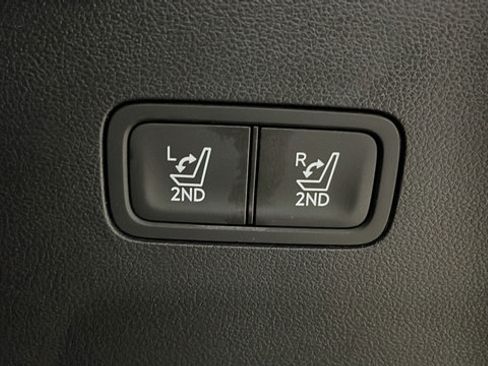 Used 2025 Hyundai Santa Fe Calligraphy AWD/4WD image 30