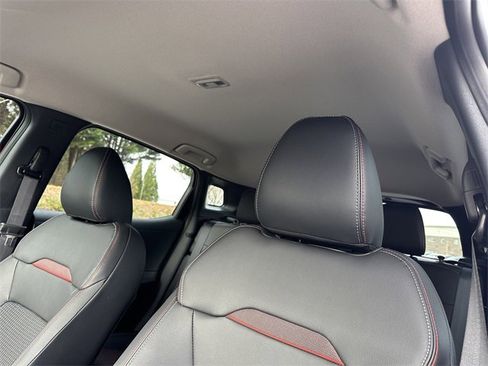 New 2026 Nissan Kicks SR image 25