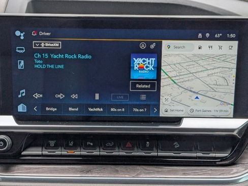 Used 2024 Chevrolet Silverado 2500 LTZ w/ LTZ Convenience Package image 16