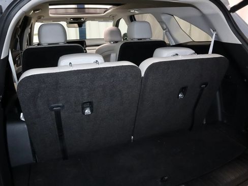 Used 2023 Kia Sorento EX w/ Panoramic Sunroof Package FWD image 16