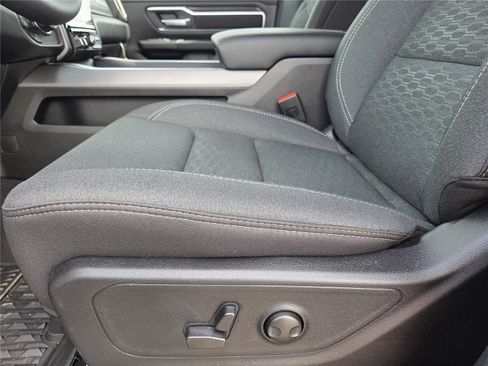 New 2026 RAM 1500 Big Horn AWD/4WD image 18