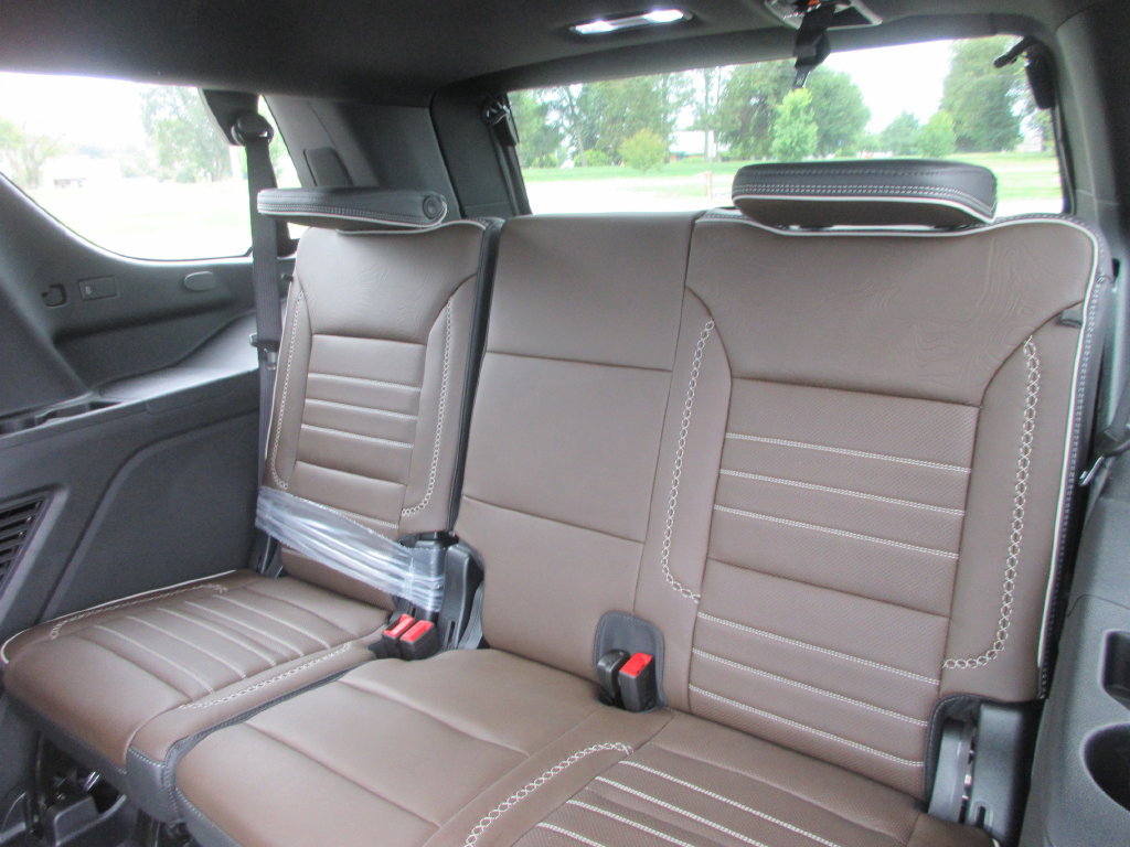 New 2026 GMC Yukon Denali Ultimate AWD/4WD image 13