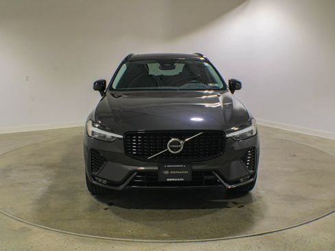 Used 2023 Volvo XC60 B5 Plus w/ Climate Package AWD/4WD image 8