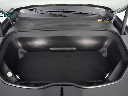 Used 2023 Rivian R1T Adventure image 25