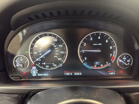 Used 2014 BMW 528i xDrive Sedan image 18