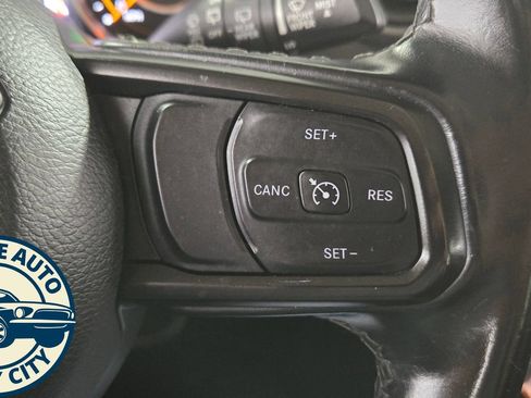Used 2021 Jeep Wrangler Unlimited Sport AWD/4WD image 13