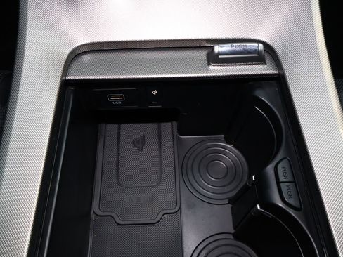 Used 2022 Hyundai Palisade Calligraphy image 27