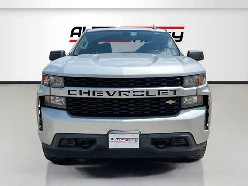 Used 2019 Chevrolet Silverado 1500 Custom w/ Custom Value Package RWD image 2