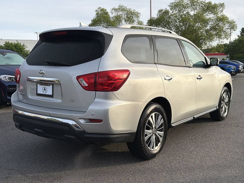 Used 2020 Nissan Pathfinder SL FWD image 3