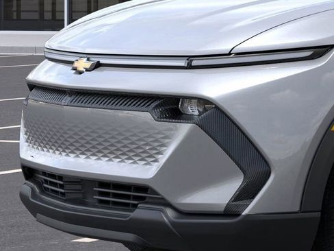 New 2026 Chevrolet Equinox EV LT image 14