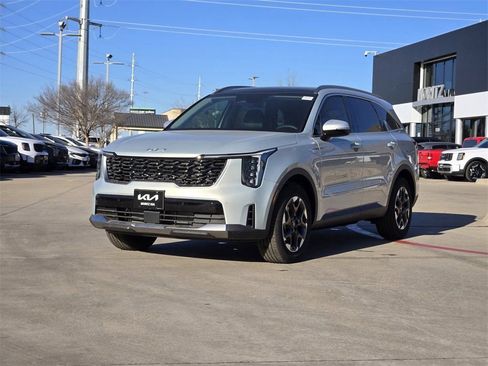 New 2026 Kia Sorento S w/ S Panoramic Sunroof Package FWD image 2
