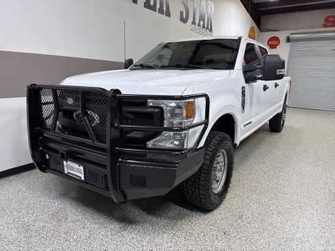 Used 2022 Ford F350 XL w/ Power Equipment Group image 3