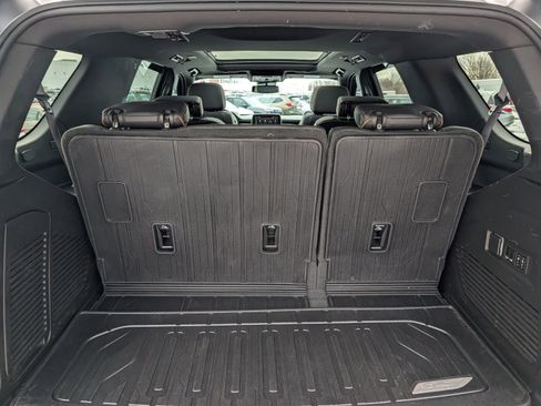 Used 2023 GMC Yukon AT4 w/ AT4 Premium Package image 28