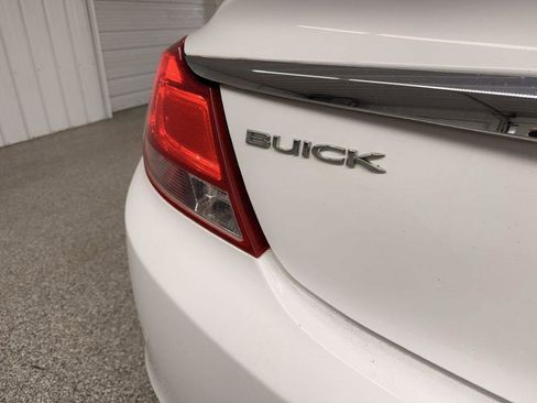 Used 2013 Buick Regal Premium FWD image 8