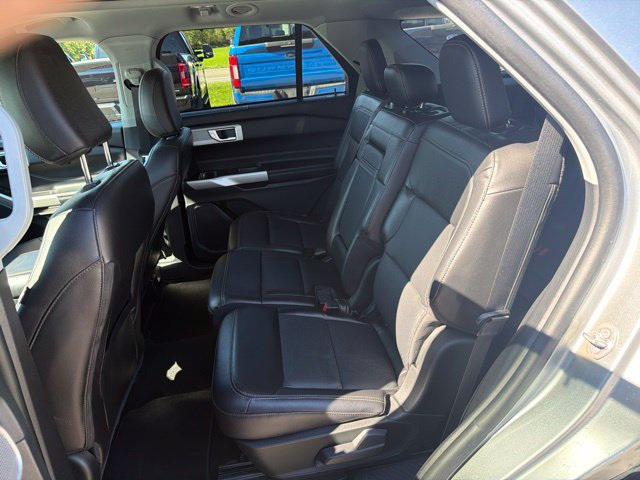 Used 2022 Ford Explorer Limited AWD/4WD image 47