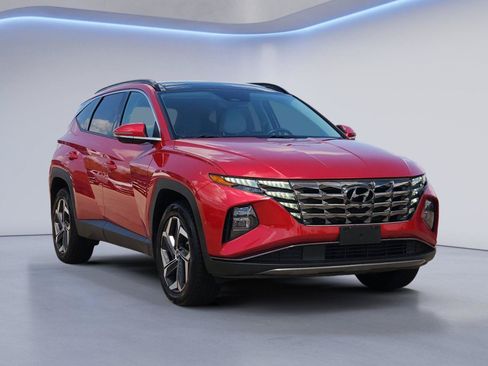 Used 2023 Hyundai Tucson Limited AWD/4WD image 3