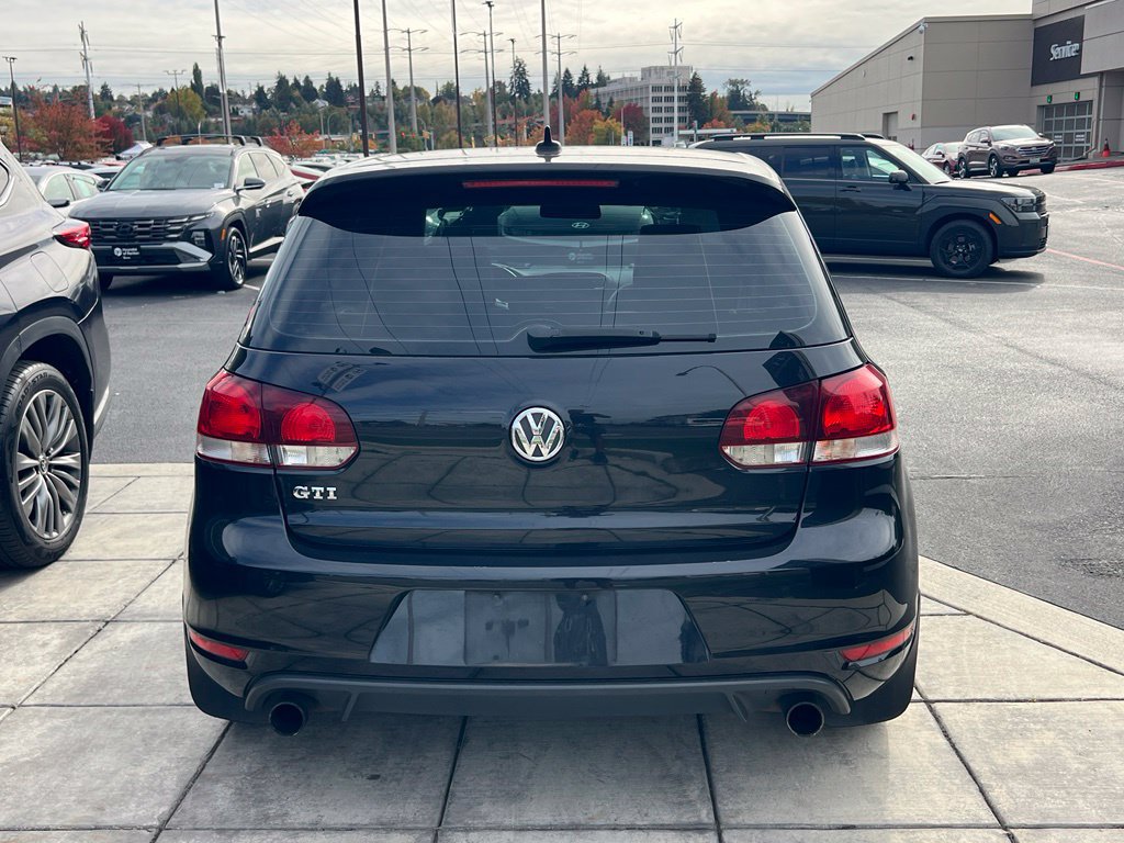 Used 2014 Volkswagen GTI Driver's Edition FWD image 8