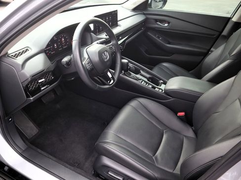 Used 2024 Honda Accord EX-L image 13