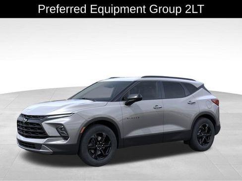 New 2026 Chevrolet Blazer LT w/ Convenience Package AWD/4WD image 2