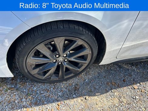 Used 2023 Toyota Corolla SE FWD image 4
