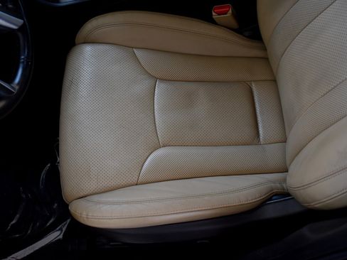 Used 2016 Hyundai Azera FWD image 27