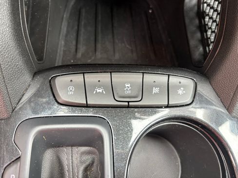 Used 2021 Chevrolet TrailBlazer LT w/ Convenience Package FWD image 22
