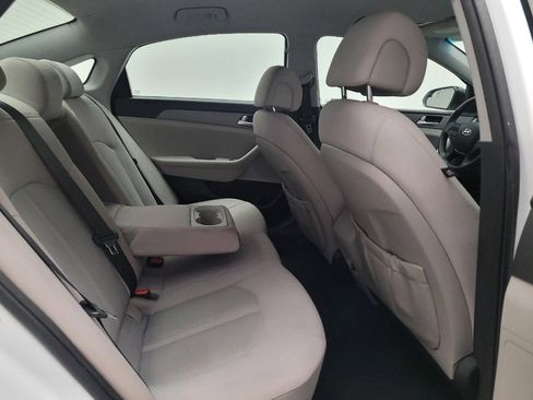 Used 2015 Hyundai Sonata SE FWD image 19