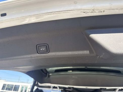 Used 2022 Chevrolet Tahoe RST w/ Luxury Package image 7