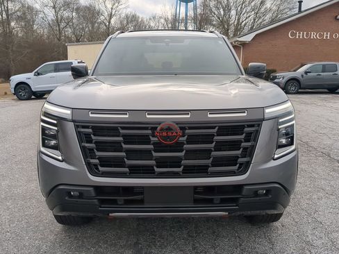 Used 2025 Nissan Armada PRO-4X image 7