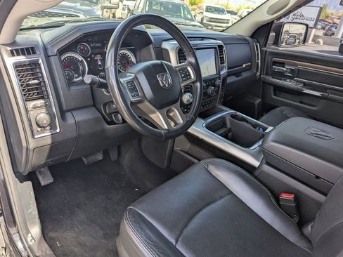Used 2017 RAM 1500 Laramie w/ Convenience Group AWD/4WD image 27