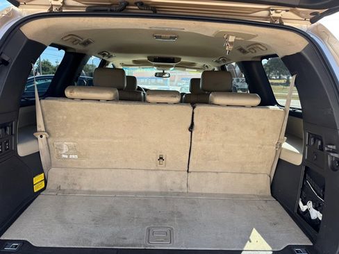 Used 2010 Toyota Sequoia Platinum image 18