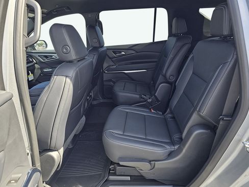 New 2026 Chevrolet Traverse LT w/ Driver Confidence Package FWD image 13