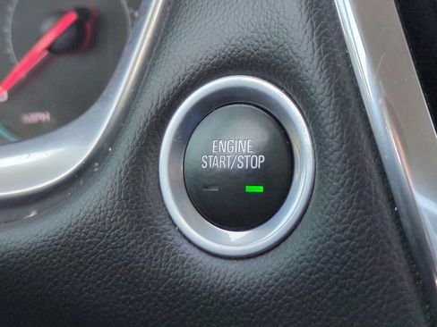 Used 2020 Chevrolet Traverse LS image 25