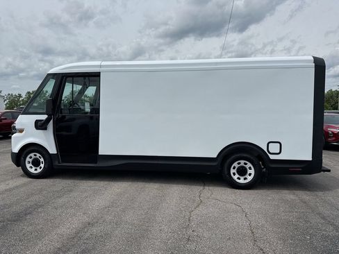Used 2024 Chevrolet Brightdrop 600 w/ Battery Pack, Max Range AWD/4WD image 2