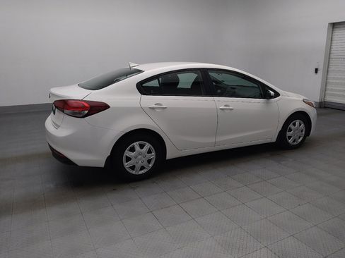 Used 2017 Kia Forte LX FWD image 10