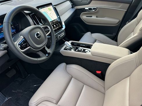 New 2026 Volvo XC90 T8 Ultra w/ Lounge Package AWD/4WD image 8