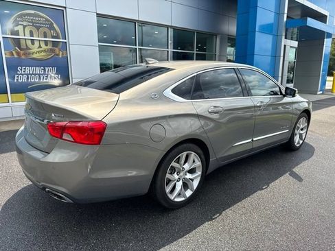 Used 2019 Chevrolet Impala Premier FWD image 7