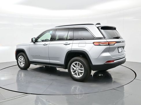 New 2025 Jeep Grand Cherokee Laredo X image 9