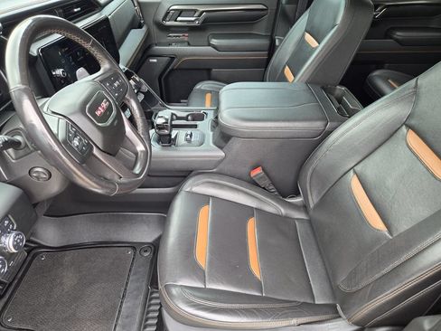 Used 2023 GMC Sierra 1500 AT4 w/ AT4 Premium Package AWD/4WD image 12