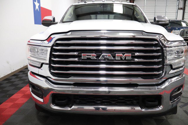 Used 2022 RAM 3500 Limited AWD/4WD image 4