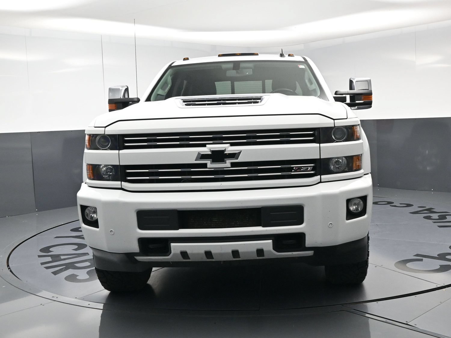 Used 2017 Chevrolet Silverado 2500 LTZ w/ Duramax Plus Package AWD/4WD image 3