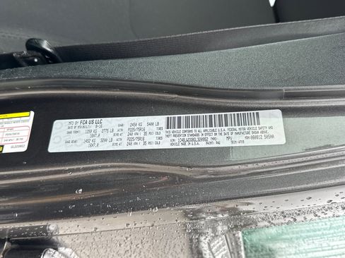 Used 2016 Jeep Wrangler Unlimited Sport w/ Connectivity Group image 33