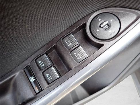 Used 2014 Ford Focus Titanium FWD image 13