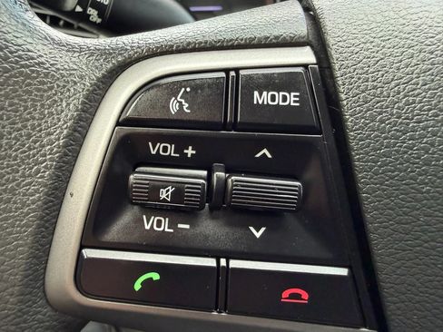 Used 2018 Hyundai Elantra SEL FWD image 16
